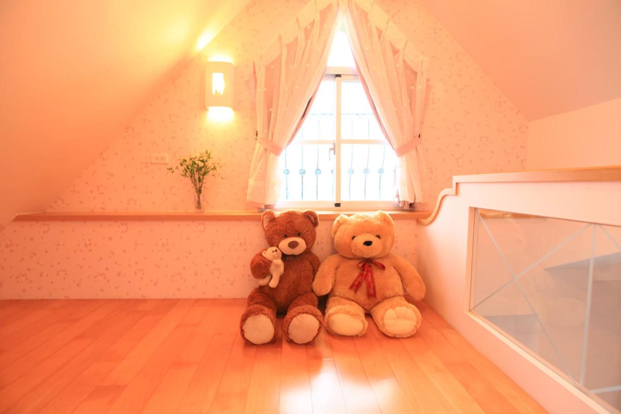 Sigma Castle Apartment Yilan Bagian luar foto