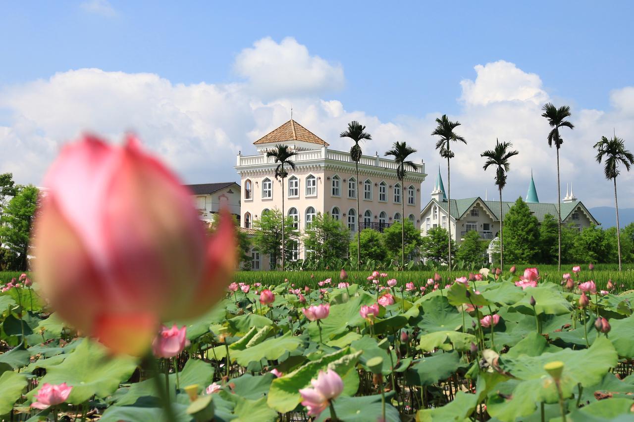 Sigma Castle Apartment Yilan Bagian luar foto